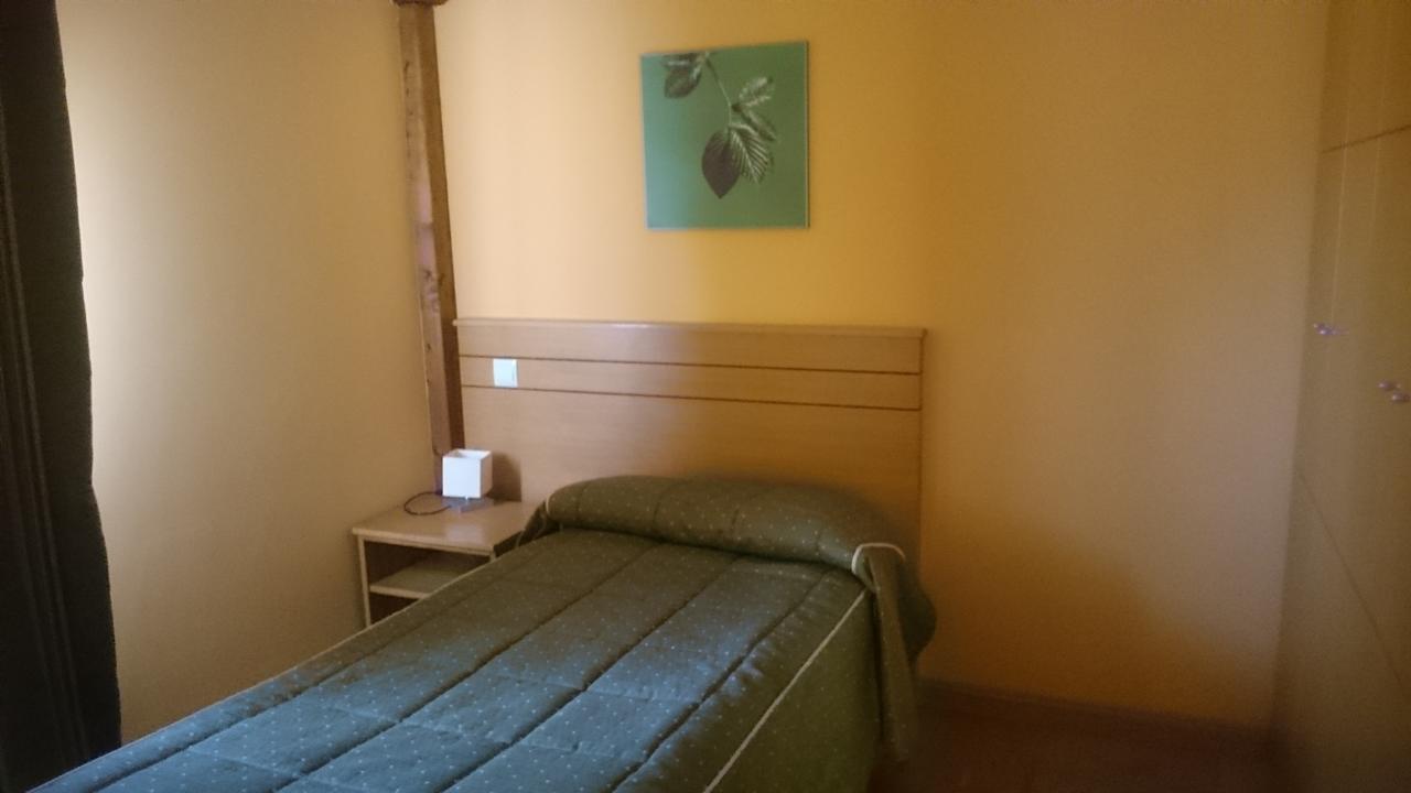 Hotel Santuario Urkiola - Lagunetxea Urquiola Bagian luar foto