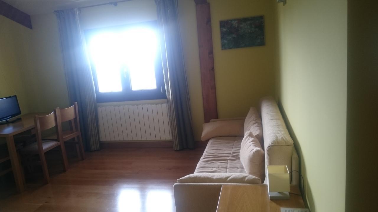 Hotel Santuario Urkiola - Lagunetxea Urquiola Bagian luar foto