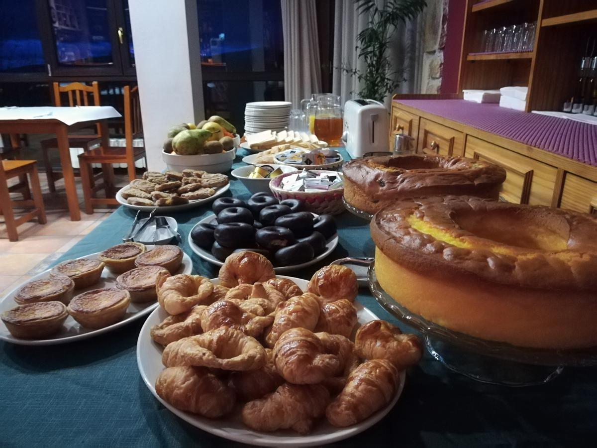 Hotel Santuario Urkiola - Lagunetxea Urquiola Bagian luar foto